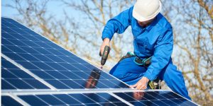 Installation Maintenance Panneaux Solaires Photovoltaïques à Villebernier